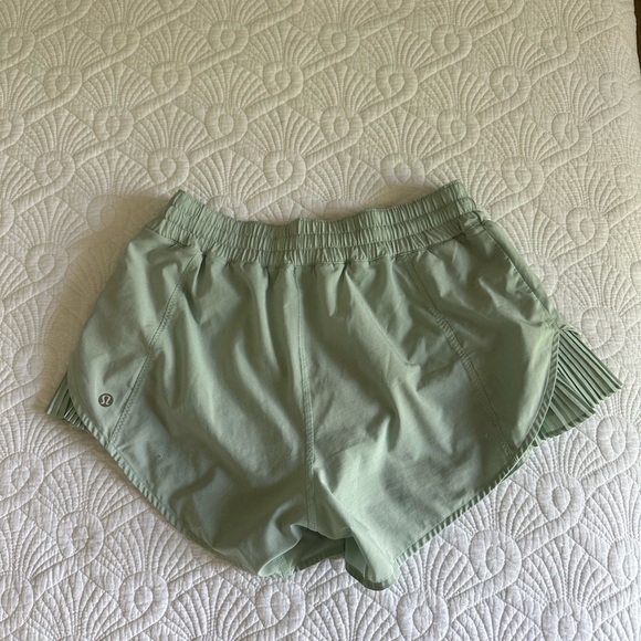 Lululemon Athletica mint Green Athletic Shorts - Picture 1 of 4